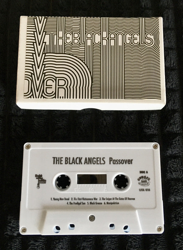 The Black Angels : Passover (Cass, Album, Ltd, Num, Whi)